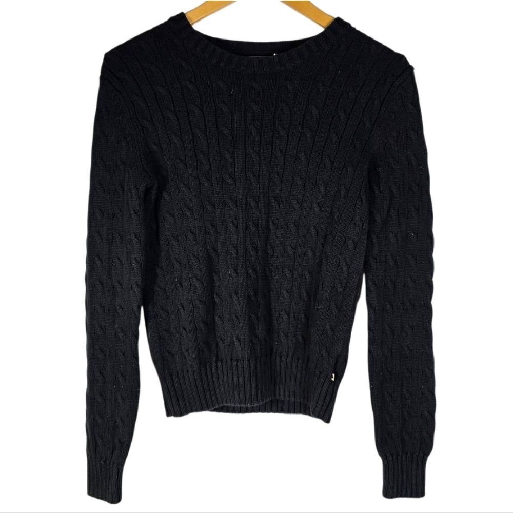 Tommy Hilfiger
Men's Classic Cable Crewneck Sweater